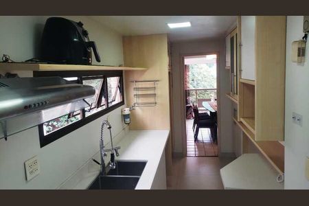 Apartamento à venda com 135m², 3 quartos e 3 vagas