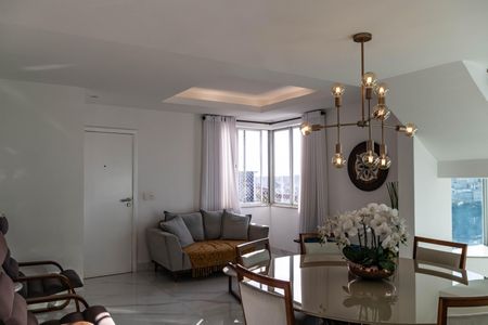 Apartamento à venda com 287m², 4 quartos e 3 vagasSala