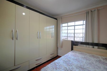 Casa à venda com 189m², 3 quartos e 2 vagas Casa à venda com 189m², 3 quartos e 2 vagasQuarto 2