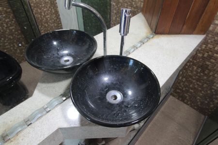 Casa para alugar com 640m², 4 quartos e 4 vagasBanheiro da Suíte 1