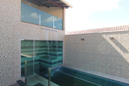 Casa para alugar com 640m², 4 quartos e 4 vagasÁrea comum - Piscina