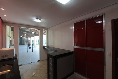 Casa para alugar com 640m², 4 quartos e 4 vagasCozinha