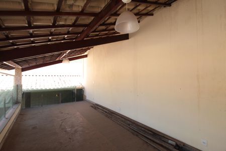 Casa para alugar com 640m², 4 quartos e 4 vagasÁrea comum - Salão de festas