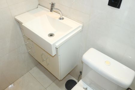 Apartamento à venda com 130m², 2 quartos e 2 vagasBanheiro 2