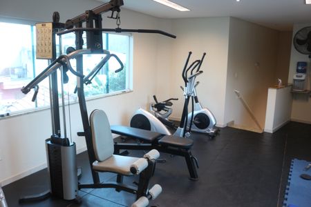 Apartamento à venda com 130m², 2 quartos e 2 vagasÁrea comum - Academia