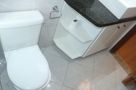 Apartamento à venda com 130m², 2 quartos e 2 vagasBanheiro 1