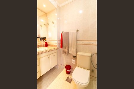 Apartamento à venda com 100m², 3 quartos e 2 vagasBanheiro do Quarto 1