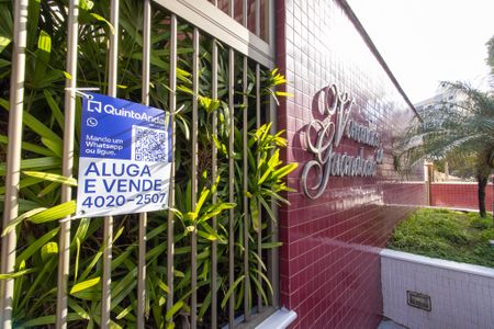 Apartamento à venda com 100m², 3 quartos e 2 vagasFachada