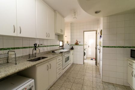 Apartamento à venda com 100m², 3 quartos e 2 vagasCozinha