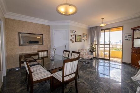 Apartamento à venda com 100m², 3 quartos e 2 vagasSala