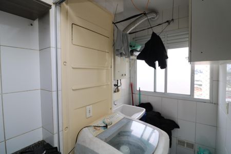 Apartamento à venda com 60m², 3 quartos e 1 vagaÁrea de Serviço