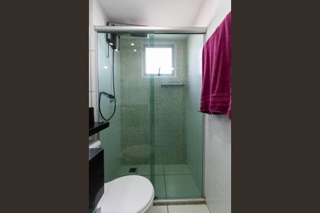 Apartamento à venda com 64m², 3 quartos e 1 vagaBanheiro da suíte