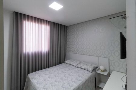 Apartamento à venda com 64m², 3 quartos e 1 vagaQuarto 2