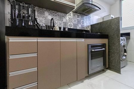 Apartamento à venda com 64m², 3 quartos e 1 vagaCozinha e Área de Serviço