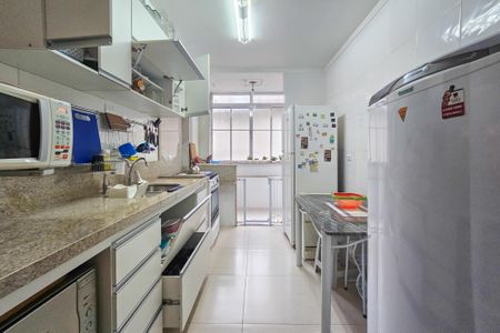 Apartamento para alugar com 100m², 3 quartos e 1 vaga Apartamento para alugar com 100m², 3 quartos e 1 vagaCozinha