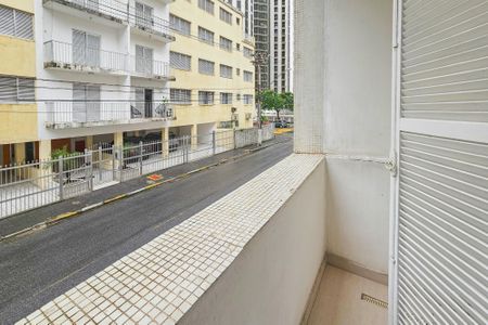 Apartamento para alugar com 100m², 3 quartos e 1 vaga Apartamento para alugar com 100m², 3 quartos e 1 vagaVaranda