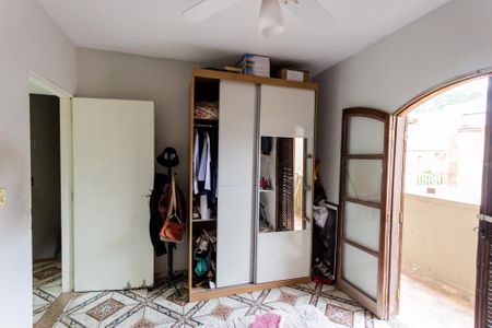 Casa à venda com 185m², 4 quartos e 1 vagaQuarto 1