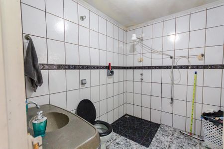Casa à venda com 185m², 4 quartos e 1 vagaBanheiro