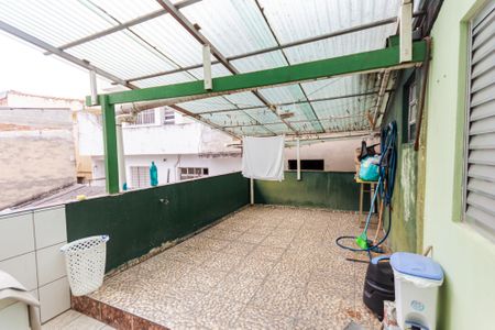 Casa à venda com 185m², 4 quartos e 1 vagaÁrea de Serviço