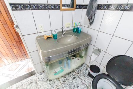 Casa à venda com 185m², 4 quartos e 1 vagaBanheiro