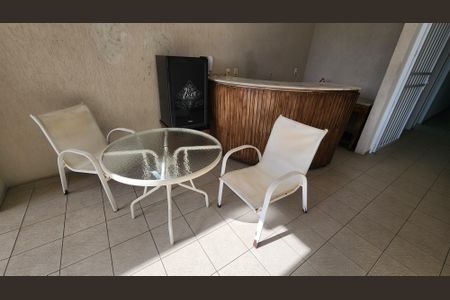 Apartamento para alugar com 79m², 1 quarto e 1 vaga Apartamento para alugar com 79m², 1 quarto e 1 vagaÁrea comum - Piscina