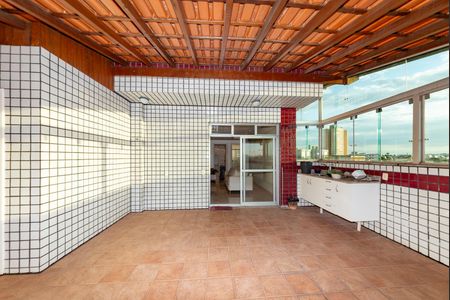 Apartamento à venda com 235m², 5 quartos e 2 vagasÁrea Gourmet