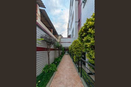 Apartamento à venda com 235m², 5 quartos e 2 vagasEntrada