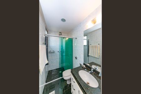 Apartamento à venda com 235m², 5 quartos e 2 vagasBanheiro da Suíte