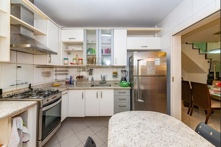 Apartamento à venda com 235m², 5 quartos e 2 vagasCozinha