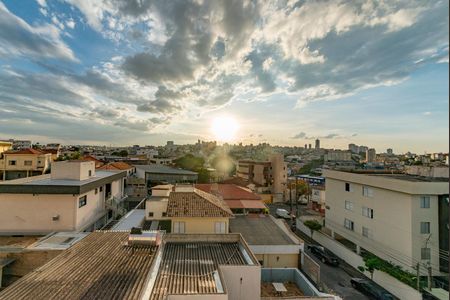 Apartamento à venda com 235m², 5 quartos e 2 vagasQuarto 4