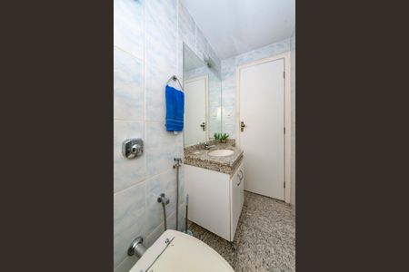 Apartamento à venda com 235m², 5 quartos e 2 vagasBanheiro Social 2