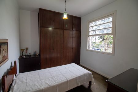 Casa à venda com 192m², 3 quartos e 2 vagas Casa à venda com 192m², 3 quartos e 2 vagasQuarto 1