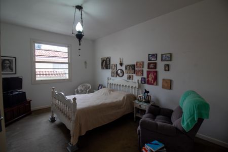Casa à venda com 192m², 3 quartos e 2 vagas Casa à venda com 192m², 3 quartos e 2 vagasQuarto 3