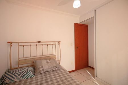 Apartamento à venda com 79m², 3 quartos e 2 vagasQuarto 2