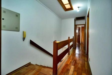 Casa à venda com 219m², 3 quartos e 2 vagas