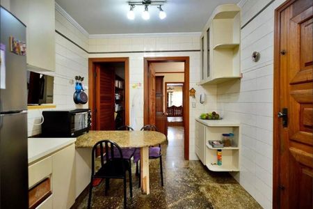 Casa à venda com 219m², 3 quartos e 2 vagas