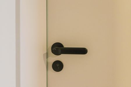 Studio para alugar com 27m², 1 quarto e sem vaga Studio para alugar com 27m², 1 quarto e sem vagaFechadura