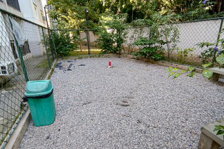 Apartamento à venda com 45m², 2 quartos e sem vaga Apartamento à venda com 45m², 2 quartos e sem vagaÁrea Comum