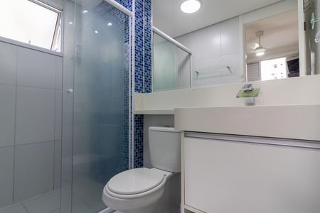 Apartamento à venda com 69m², 2 quartos e 1 vaga Apartamento à venda com 69m², 2 quartos e 1 vagaBanheiro da Suíte