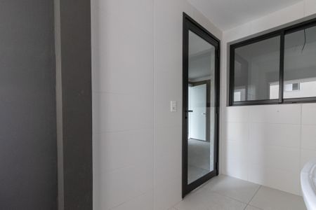 Apartamento à venda com 154m², 3 quartos e 2 vagas Apartamento à venda com 154m², 3 quartos e 2 vagasÁrea de Serviço