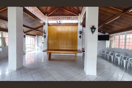 Apartamento à venda com 53m², 2 quartos e 1 vaga Apartamento à venda com 53m², 2 quartos e 1 vagaÁrea comum - Salão de festas