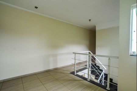 Casa à venda com 250m², 3 quartos e 3 vagasEscritório