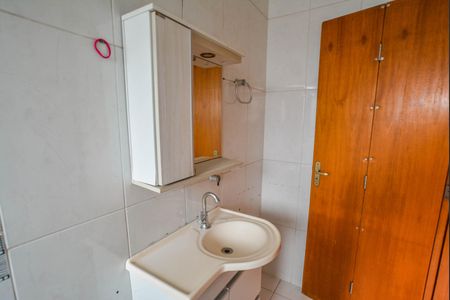 Casa à venda com 250m², 3 quartos e 3 vagasBanheiro da Suíte 2