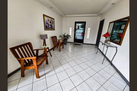Apartamento à venda com 70m², 2 quartos e 1 vagaHall de entrada