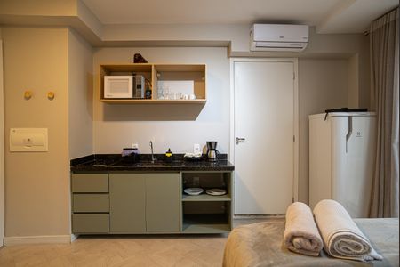 Studio para alugar com 37m², 1 quarto e sem vaga Studio para alugar com 37m², 1 quarto e sem vagaSala/Quarto
