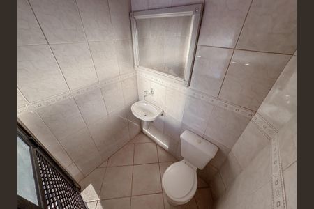 Casa à venda com 119m², 3 quartos e 4 vagas Casa à venda com 119m², 3 quartos e 4 vagasBanheiro 2