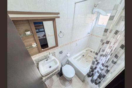 Casa à venda com 119m², 3 quartos e 4 vagas Casa à venda com 119m², 3 quartos e 4 vagasBanheiro da Suíte