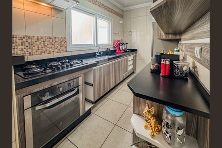 Casa à venda com 119m², 3 quartos e 4 vagas Casa à venda com 119m², 3 quartos e 4 vagasCozinha