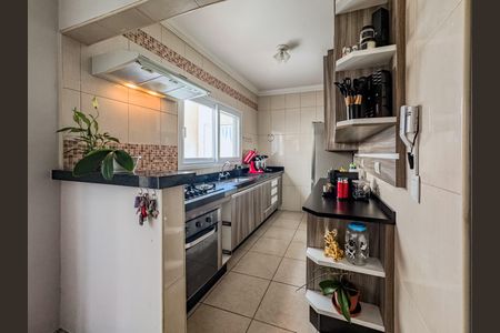 Casa à venda com 119m², 3 quartos e 4 vagas Casa à venda com 119m², 3 quartos e 4 vagasCozinha