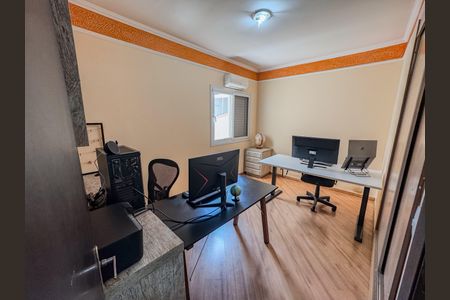 Casa à venda com 119m², 3 quartos e 4 vagas Casa à venda com 119m², 3 quartos e 4 vagasQuarto 1